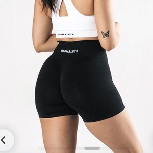 Alphalete Amplify shorts Black marl